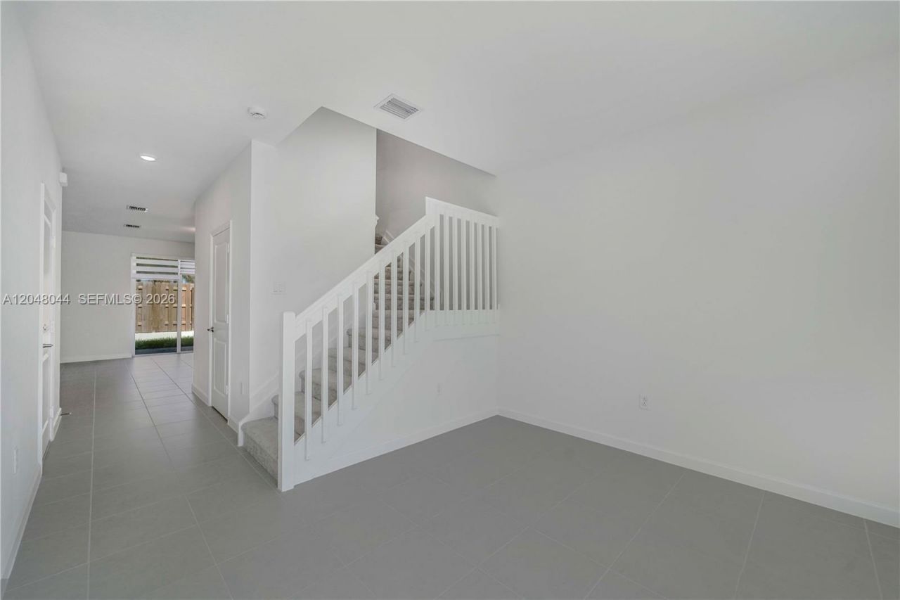 701 SE 13th St Cir , Homestead, FL 33034 Photo