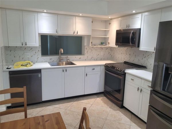 1200 SW 130th Ave, Unit 207G, Pembroke Pines, FL 33027
