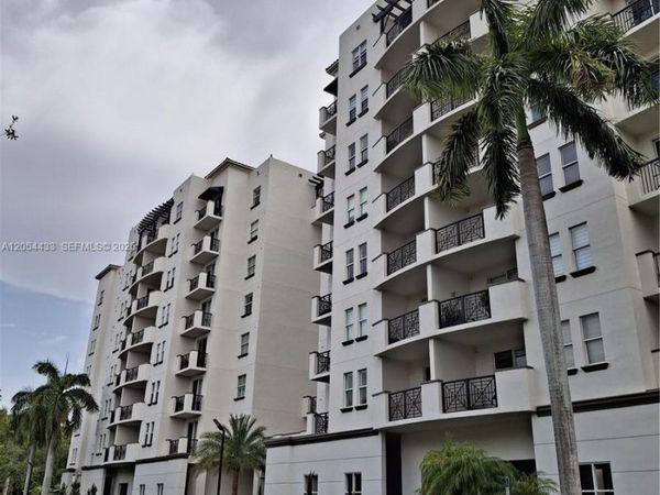 9021 SW 94th St , Unit PH05, Miami, FL 33176