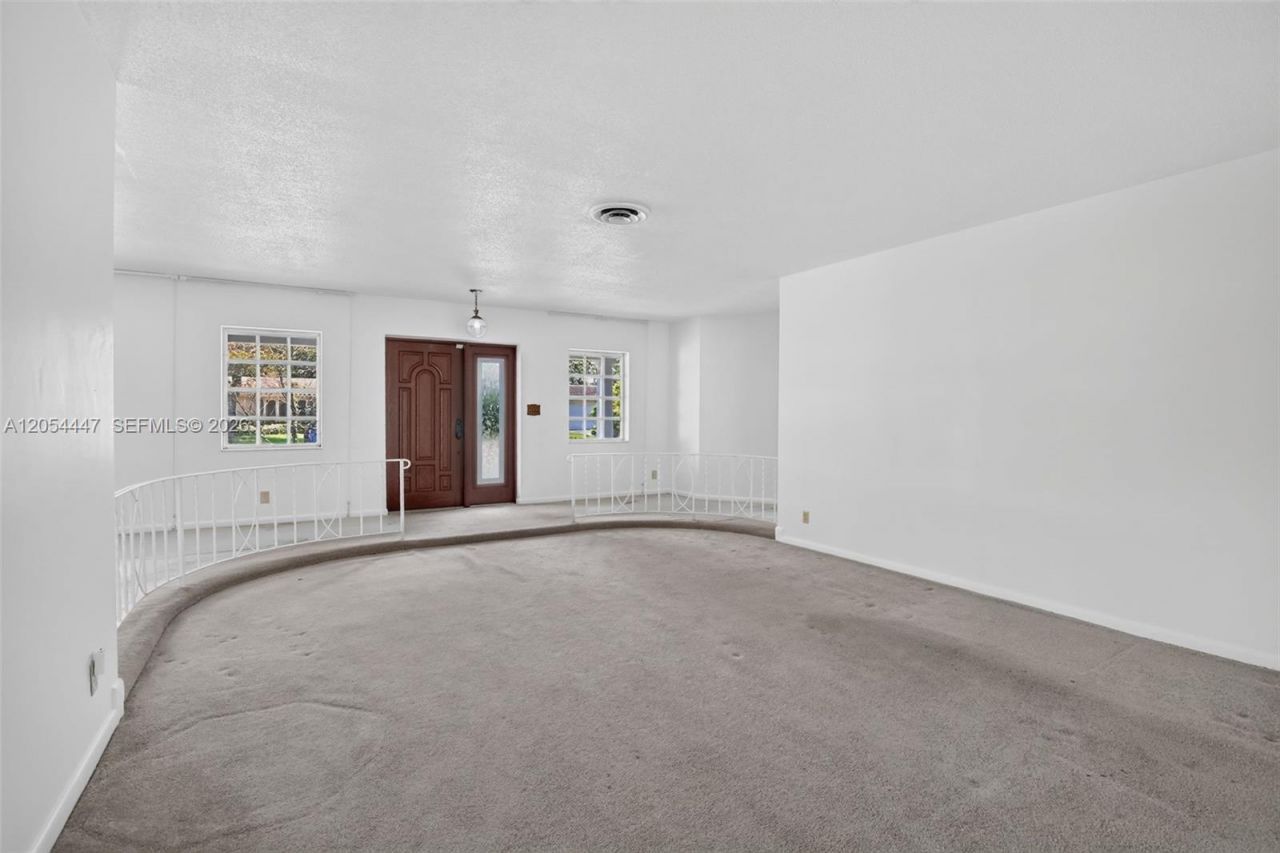 5620 SW 8th St, Plantation, FL 33317 Photo