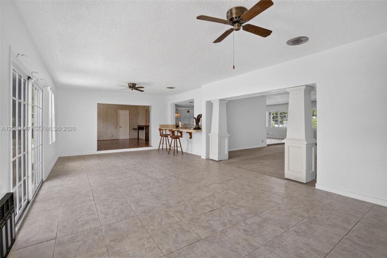 5620 SW 8th St, Plantation, FL 33317 Photo