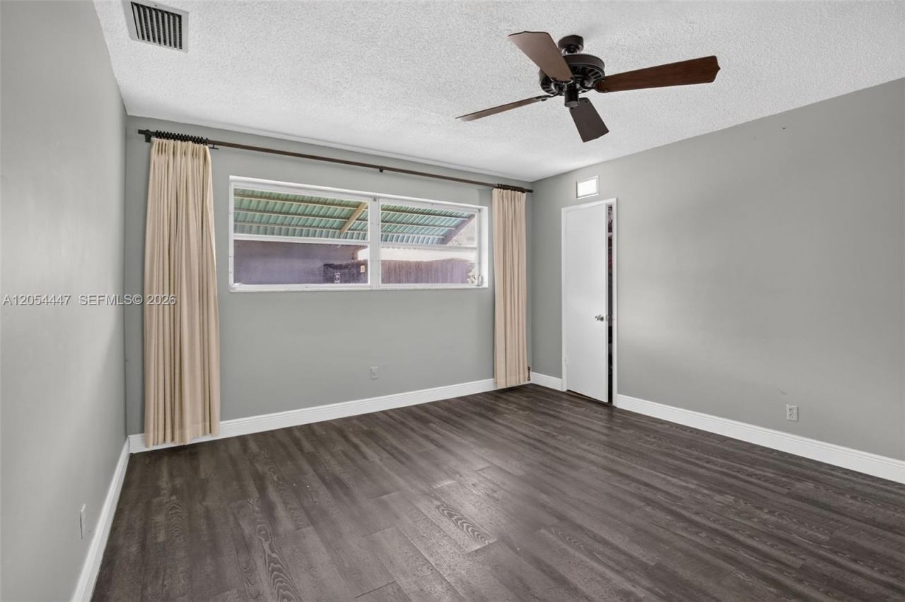 5620 SW 8th St, Plantation, FL 33317 Photo