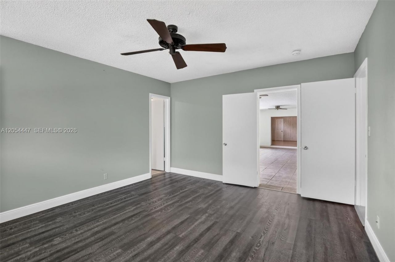 5620 SW 8th St, Plantation, FL 33317 Photo