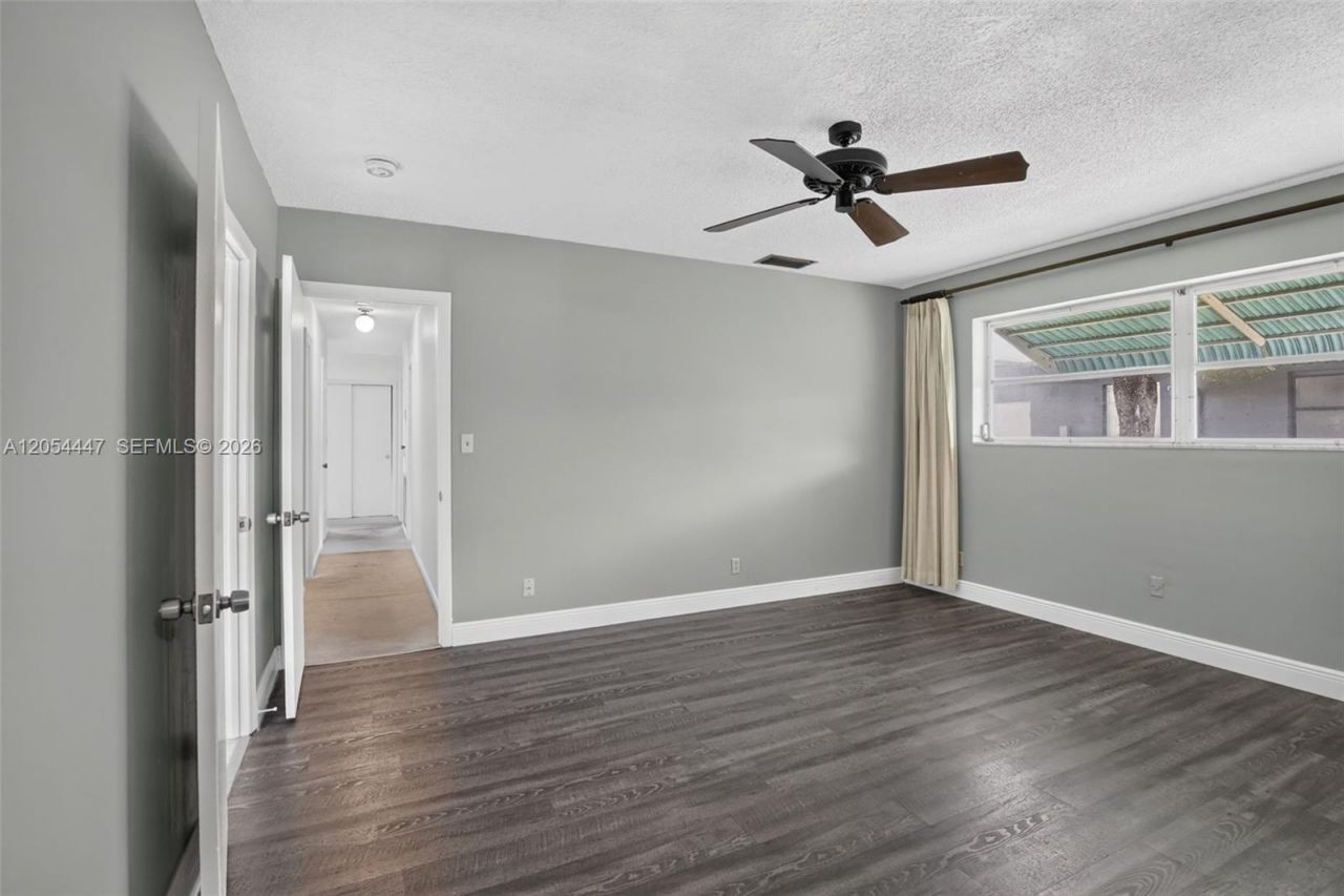 5620 SW 8th St, Plantation, FL 33317 Photo