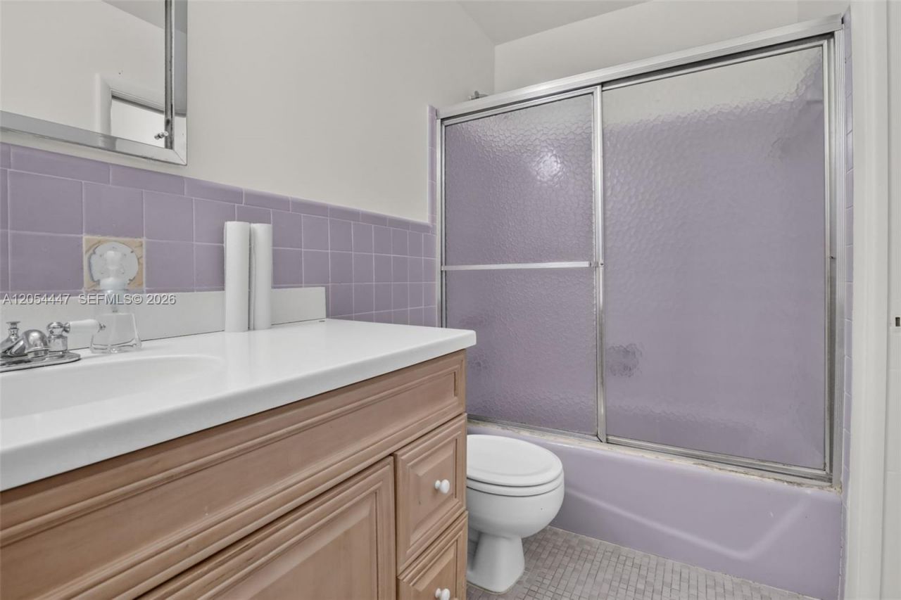 5620 SW 8th St, Plantation, FL 33317 Photo