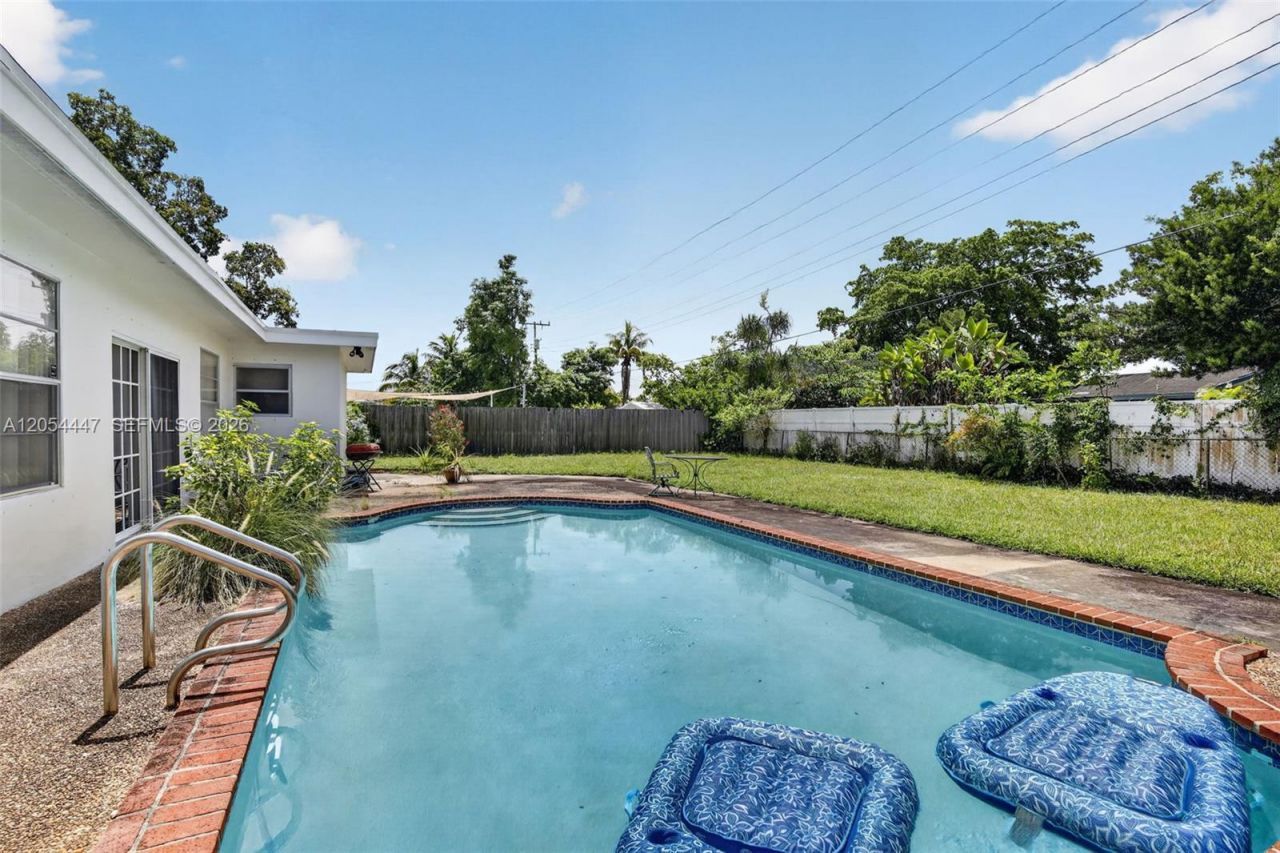 5620 SW 8th St, Plantation, FL 33317 Photo