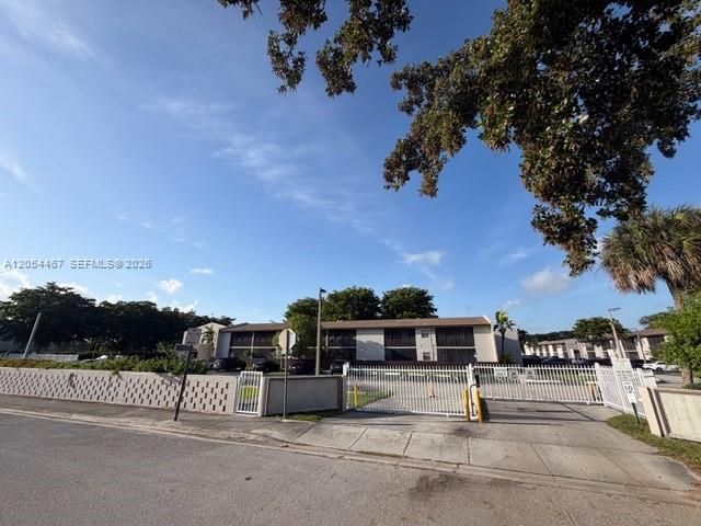 10350 SW 220th St, Unit 144, Cutler Bay, FL 33190 Photo