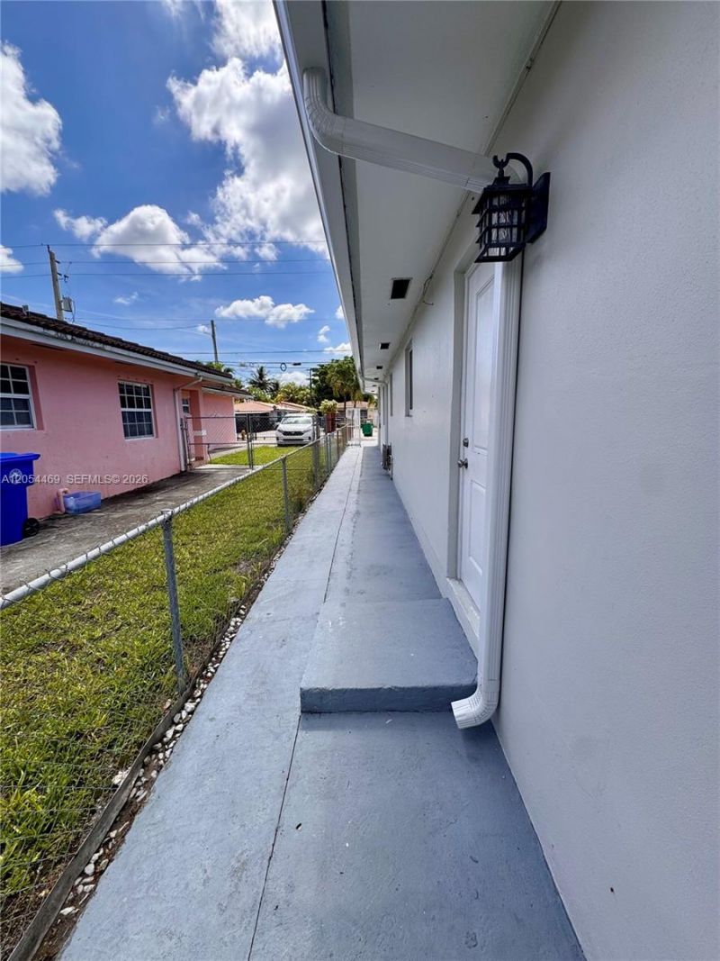 1158 NW 34th Ave, Miami, FL 33125 Photo