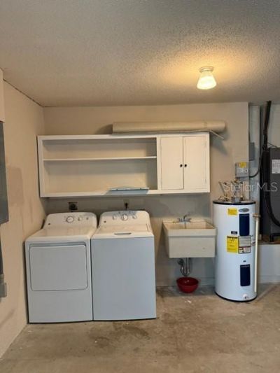 3654 Pin Oaks Street , Sarasota, FL 34232 Photo