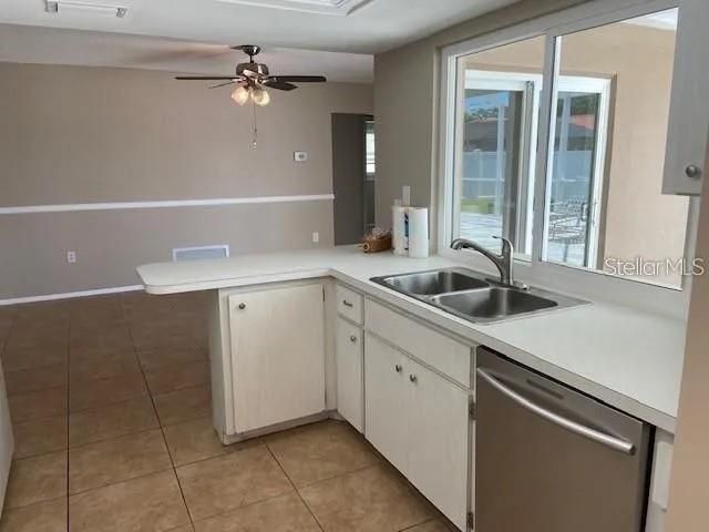 3654 Pin Oaks Street , Sarasota, FL 34232 Photo