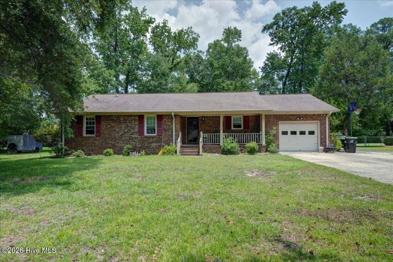 1412 Oxford Lane, New Bern, NC 28562 Main Photo