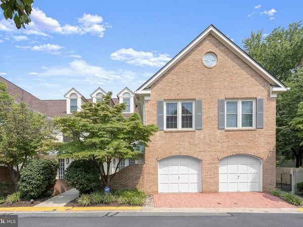 10833 LUXBERRY DRIVE, Unit 26, ROCKVILLE, MD 20852