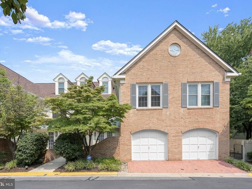 10833 Luxberry Drive, Unit 26, Rockville, MD 20852 Main Photo