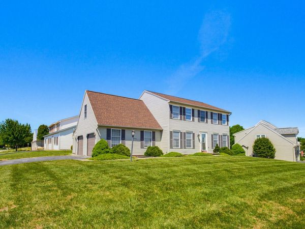 1802 MICHELLE DRIVE, YORK, PA 17408
