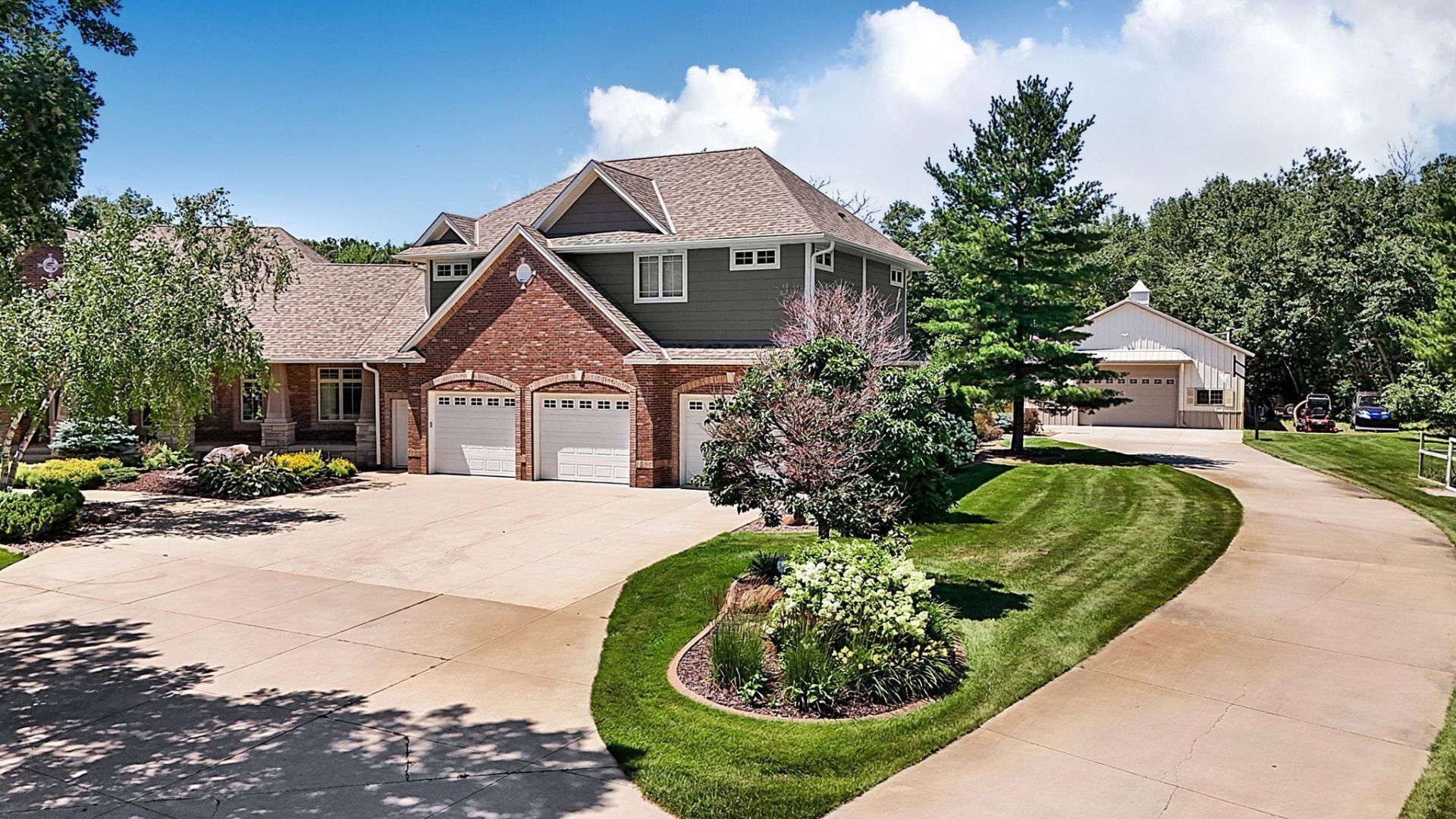 27284 110th Street NW, Zimmerman, MN 55398
