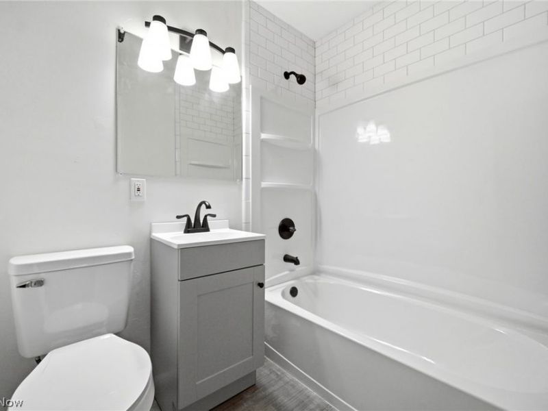 24320 Laing Road, Bedford Heights, OH 44146 Photo 13