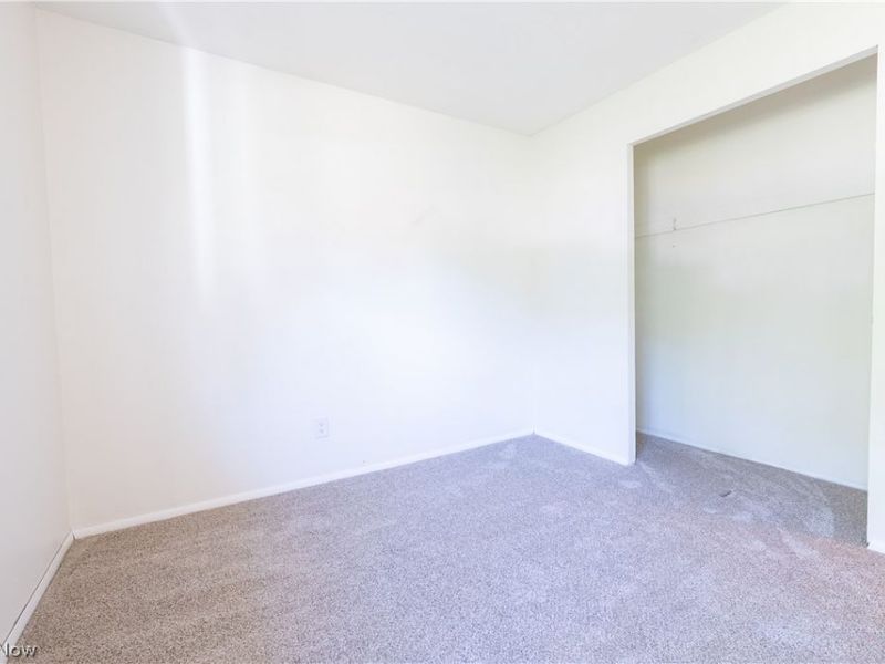 24320 Laing Road, Bedford Heights, OH 44146 Photo 19