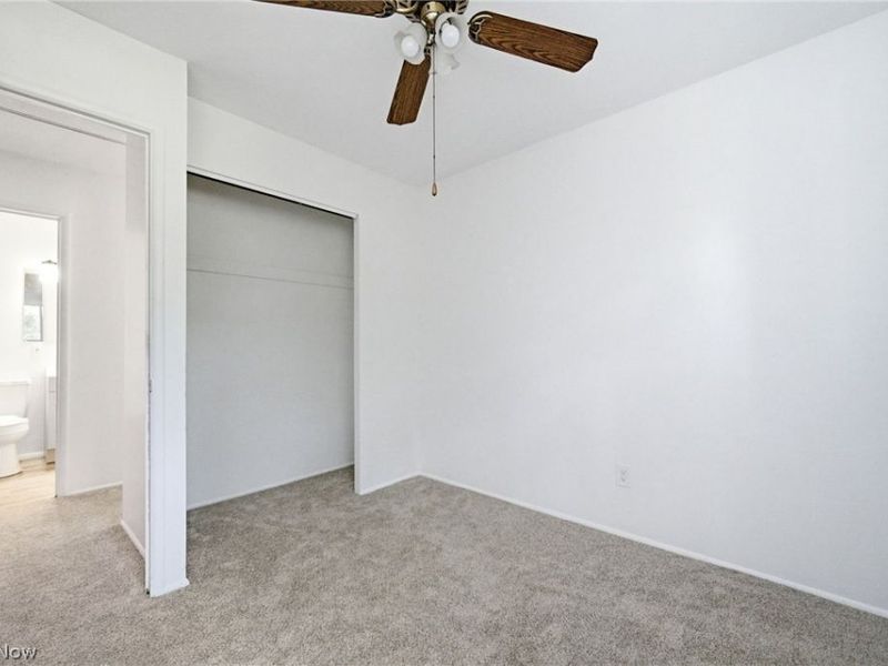 24320 Laing Road, Bedford Heights, OH 44146 Photo 20