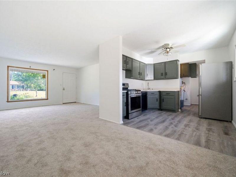 24320 Laing Road, Bedford Heights, OH 44146 Photo 4