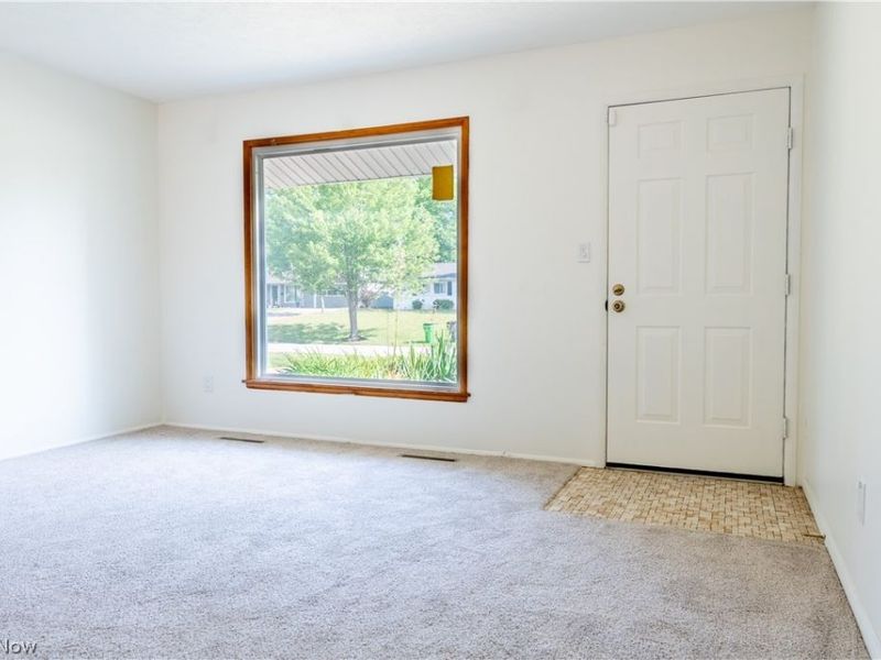 24320 Laing Road, Bedford Heights, OH 44146 Photo 4