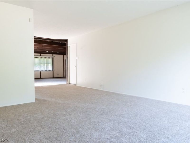24320 Laing Road, Bedford Heights, OH 44146 Photo 6