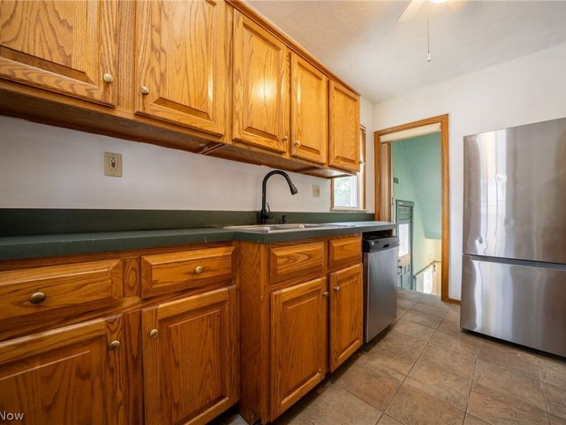 1563 Cordova Avenue, Lakewood, OH 44107 Photo 8