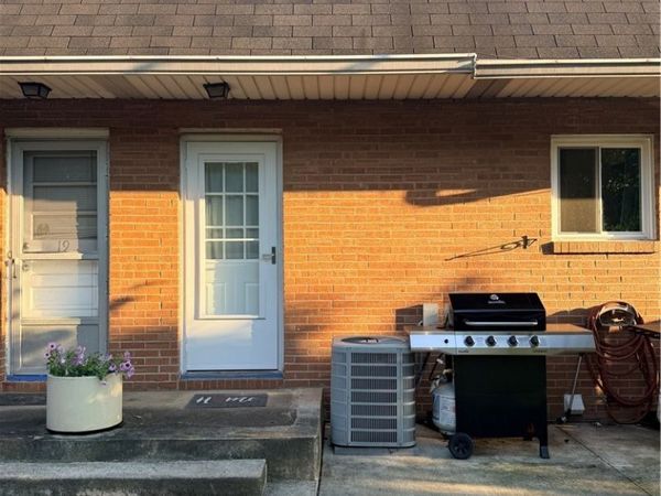 999 Renninger Road , Akron, OH 44319