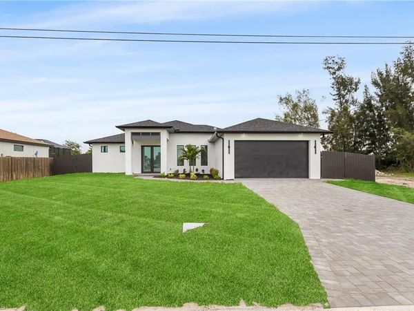 1837 NE 2nd ST, CAPE CORAL, FL 33909