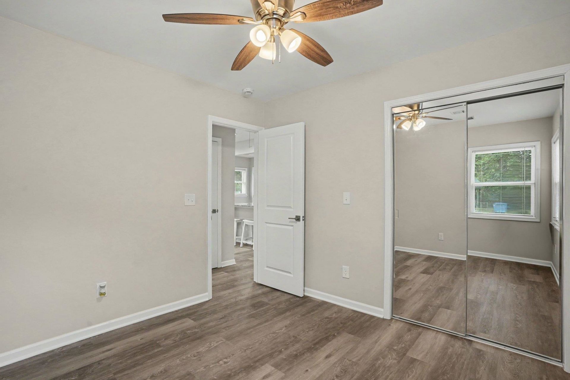 206 Maple St. Photo 15
