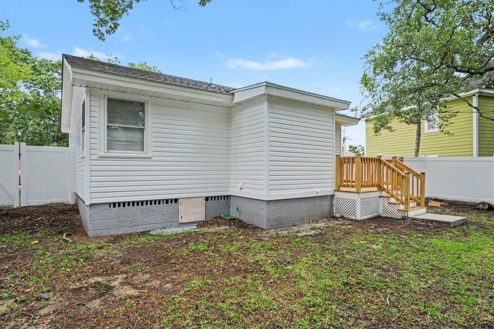 206 Maple St. Photo 26