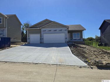 17155 Abigail Street, Bennington, NE 68007