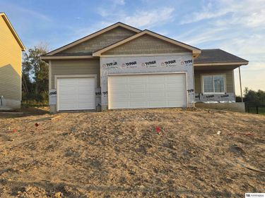 17155 Abigail Street, Bennington, NE 68007