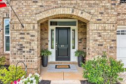 611 Sterling Brook Drive photo 4