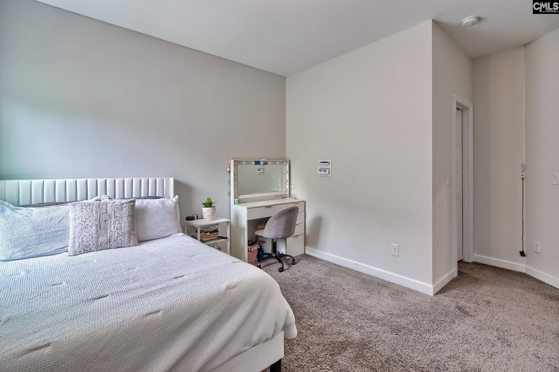 611 Sterling Brook Drive Photo 45