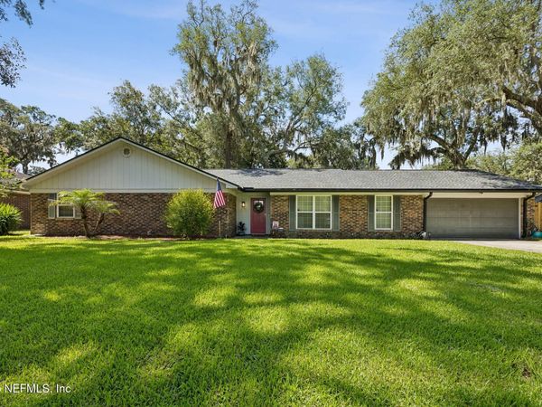 4533 MONUMENT POINT Circle, Jacksonville, FL 32225