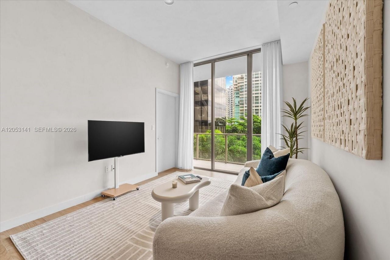 2678 Tigertail Ave , Unit 315, Miami, FL 33133 Photo
