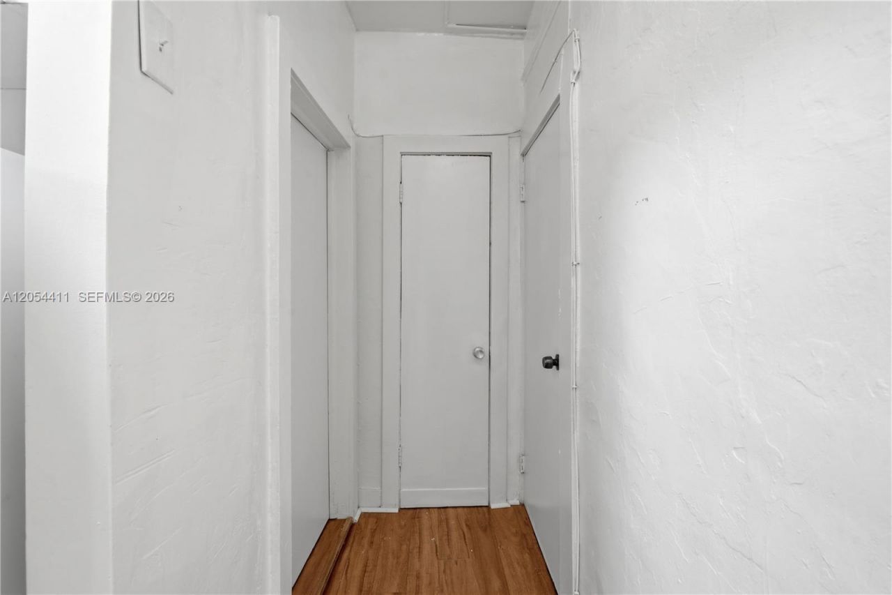 3409 S Le Jeune Rd , Unit 11, Coral Gables, FL 33134 Photo