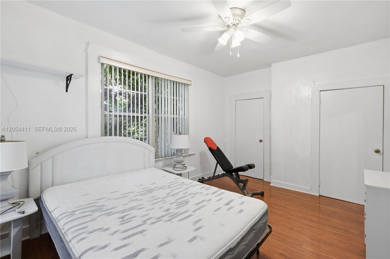3409 S Le Jeune Rd , Unit 11, Coral Gables, FL 33134 Photo