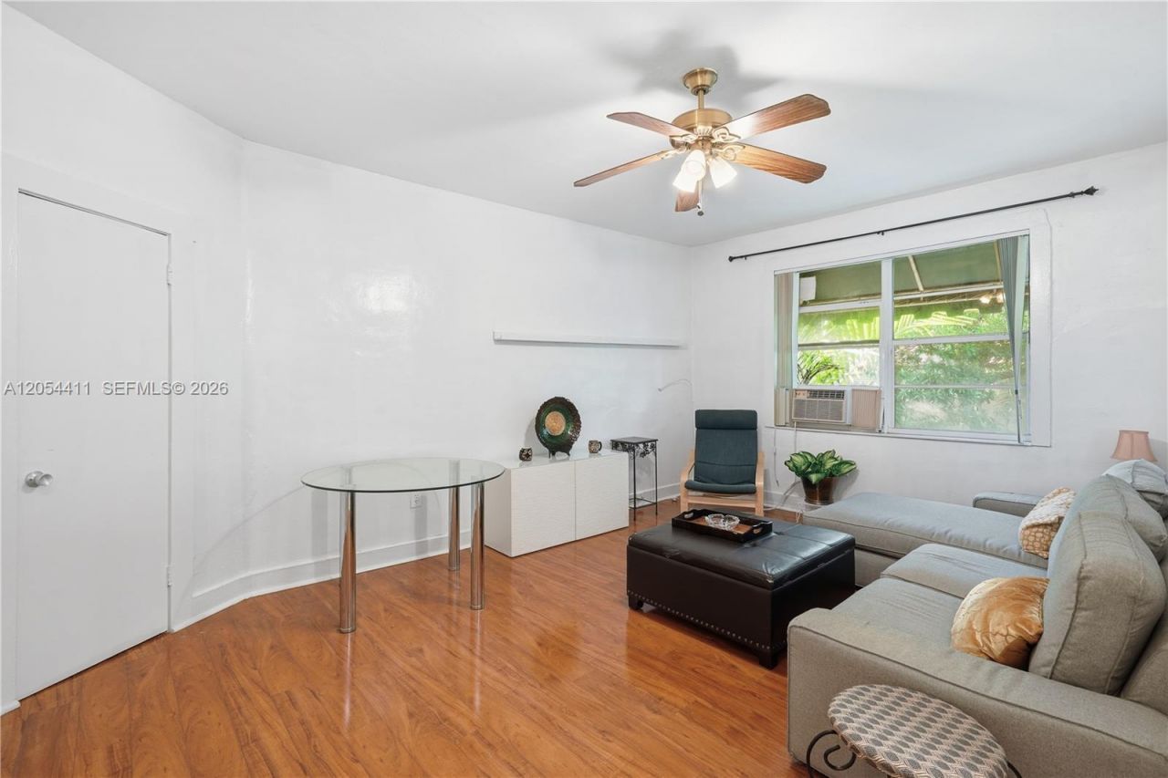 3409 S Le Jeune Rd , Unit 11, Coral Gables, FL 33134 Photo