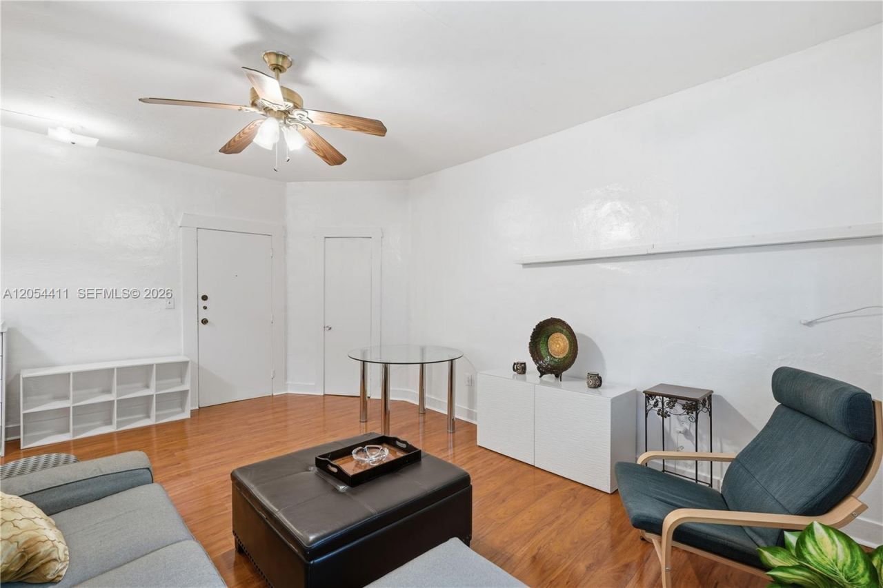 3409 S Le Jeune Rd , Unit 11, Coral Gables, FL 33134 Photo