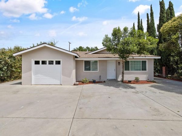 4222 W Victor Ave, Visalia, CA 93277