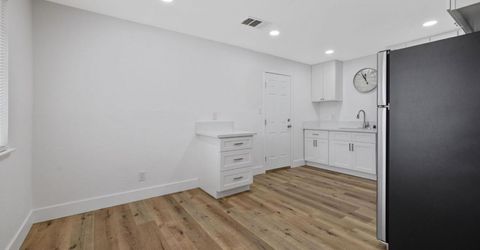4222 W Victor Ave, Visalia, CA 93277 Photo