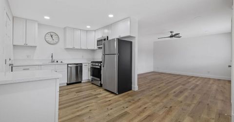 4222 W Victor Ave, Visalia, CA 93277 Photo