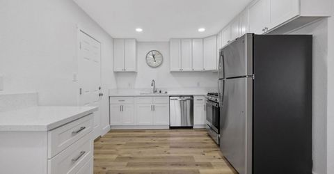 4222 W Victor Ave, Visalia, CA 93277 Photo