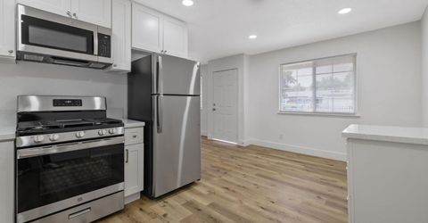 4222 W Victor Ave, Visalia, CA 93277 Photo
