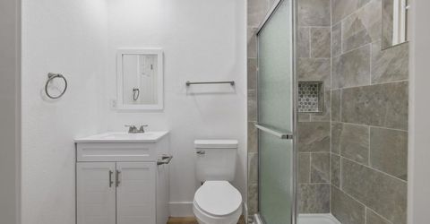 4222 W Victor Ave, Visalia, CA 93277 Photo