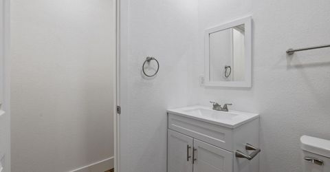 4222 W Victor Ave, Visalia, CA 93277 Photo