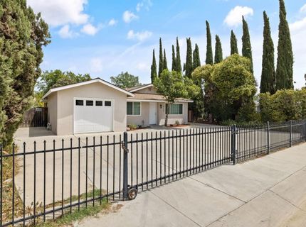 4222 W Victor Ave, Visalia, CA 93277 Photo