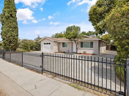 4222 W Victor Ave, Visalia, CA 93277 Photo
