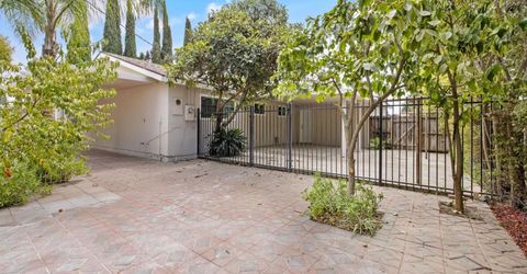 4222 W Victor Ave, Visalia, CA 93277 Photo